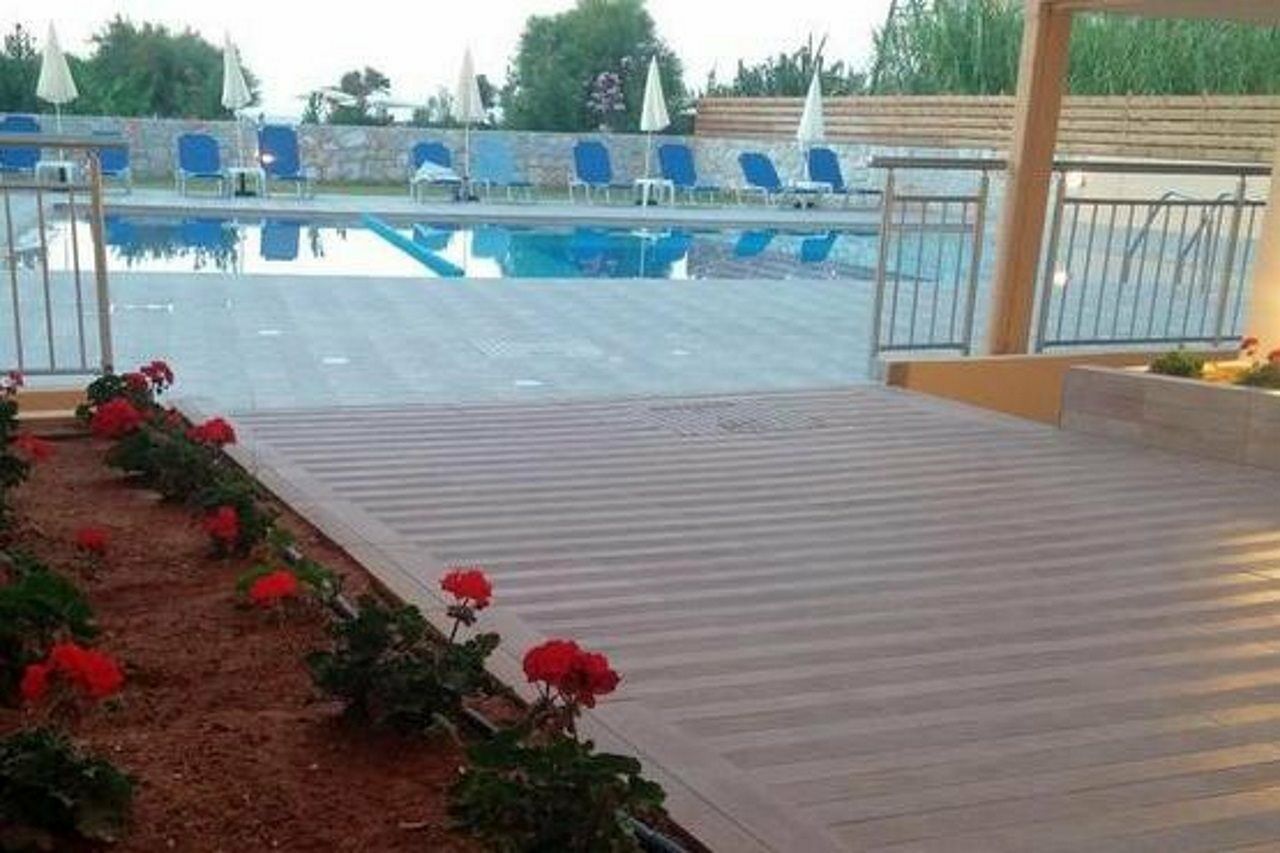 Gerona Mare Apartments Gerani  Екстер'єр фото